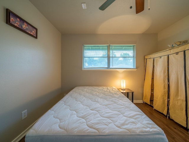 5742 Schevers St, Houston, TX 77033 - photo 18