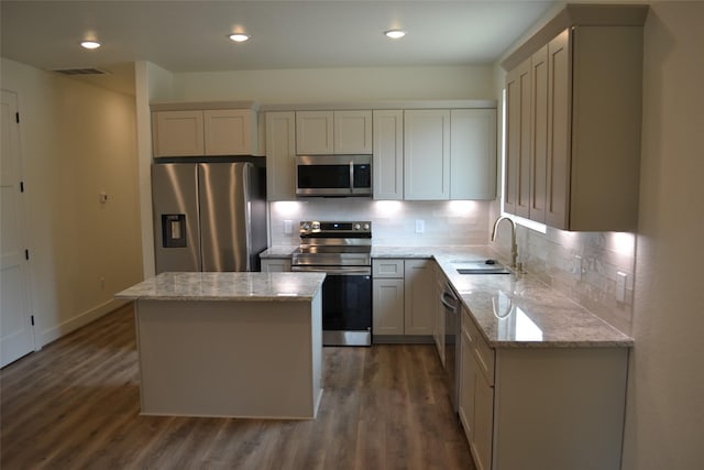 729 Canyon Bnd, Canyon Lake, TX 78133 - photo 9