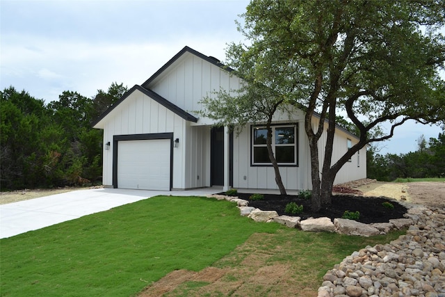 729 Canyon Bnd, Canyon Lake, TX 78133 - photo 1
