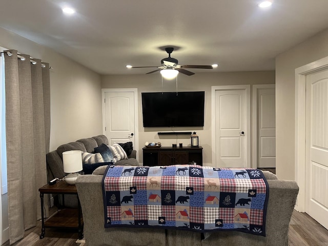 1207 W 10th St, Freeport, TX 77541 - photo 9