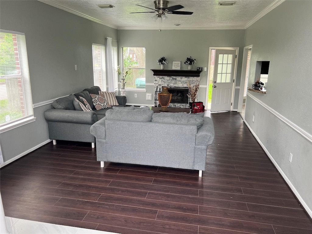 1410 Quiet Green Ct, Houston, TX 77062 - photo 2