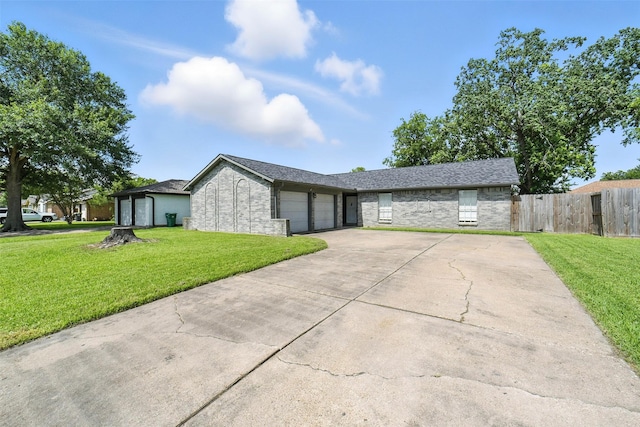 3410 Meadow Loop E, Pasadena, TX 77505 - photo 1
