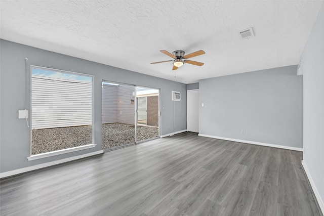 10718 Boardwalk St, Houston, TX 77042 - photo 18