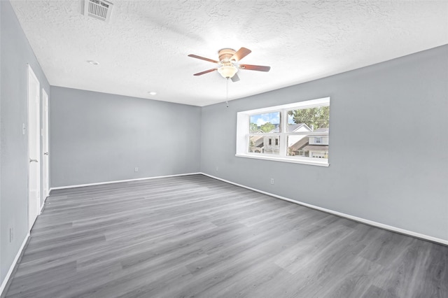 10718 Boardwalk St, Houston, TX 77042 - photo 26
