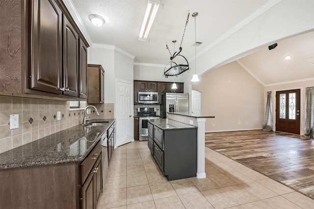 20748 Lazy Creek Dr, New Caney, TX 77357 - photo 5