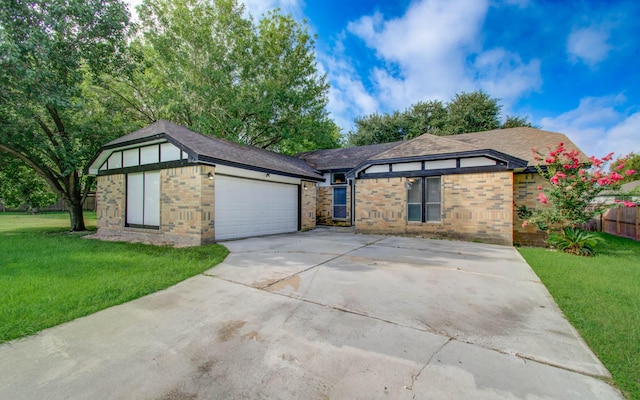13215 Bunker Hill Dr, Willis, TX 77318 - photo 1
