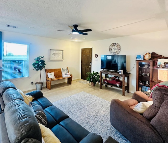 846 Imperial Loop, Alvin, TX 77511 - photo 6