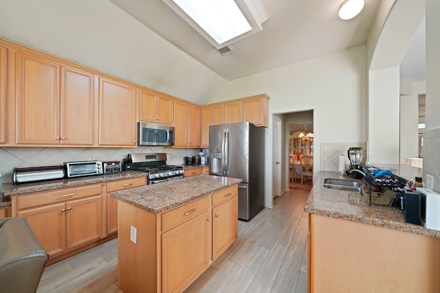 10318 Linden Springs Dr, Houston, TX 77095 - photo 24