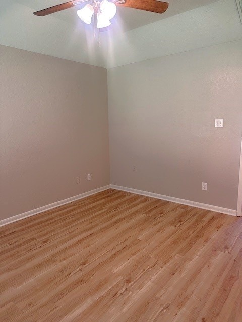 16409 Danika Oak Dr, Conroe, TX 77306 - photo 10
