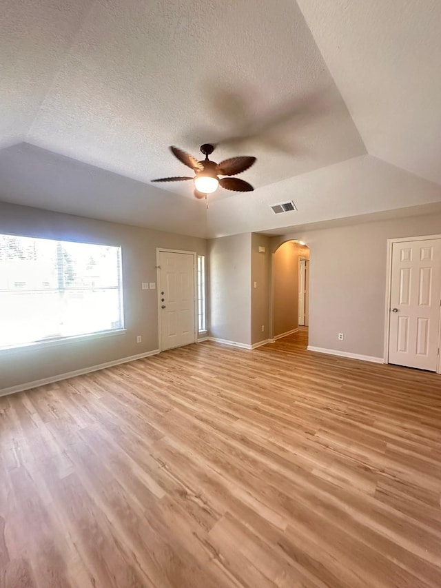 16409 Danika Oak Dr, Conroe, TX 77306 - photo 2