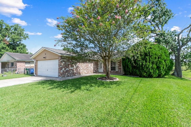 200 Austin St, Angleton, TX 77515 - photo 3