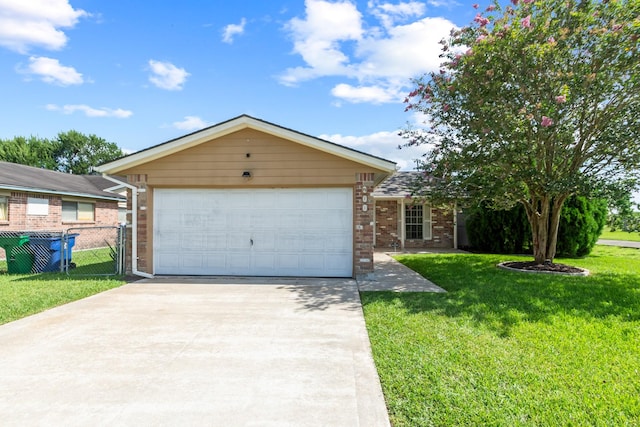 200 Austin St, Angleton, TX 77515 - photo 2