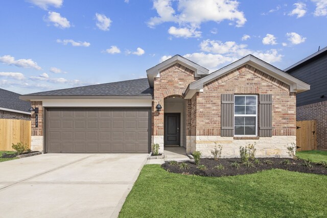 413 Amy St, Angleton, TX 77515 - photo 1