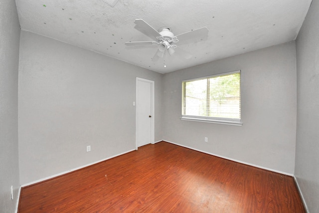 4215 Sequoia St, Baytown, TX 77521 - photo 22