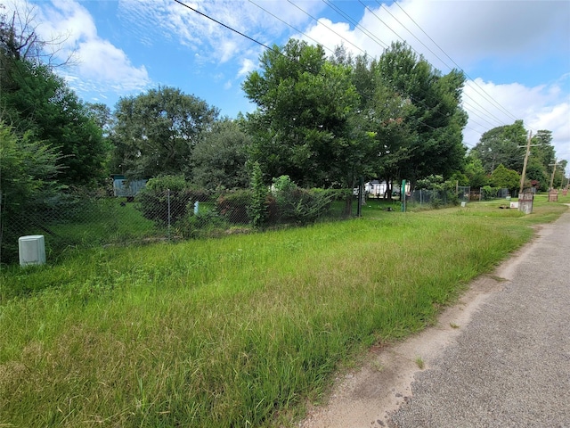 17590 Deer Run Rd, Conroe, TX 77306 - photo 2