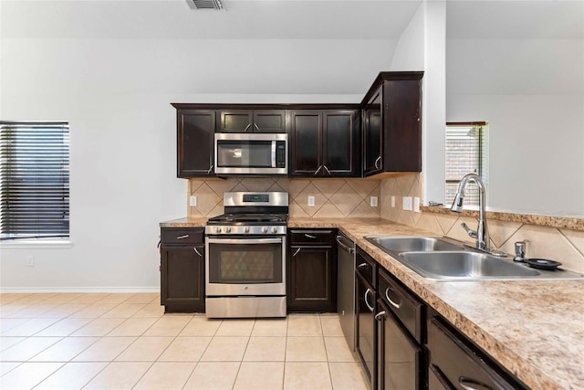14014 Chelseahurst Ln, Houston, TX 77047 - photo 11