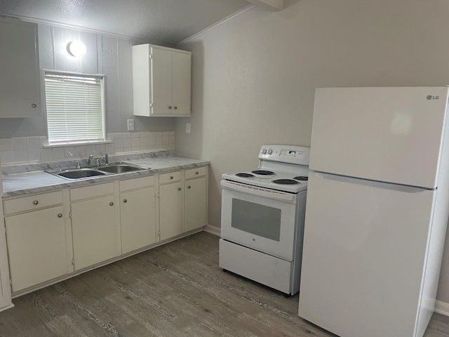 4617 3rd St, Bacliff, TX 77518 - photo 14