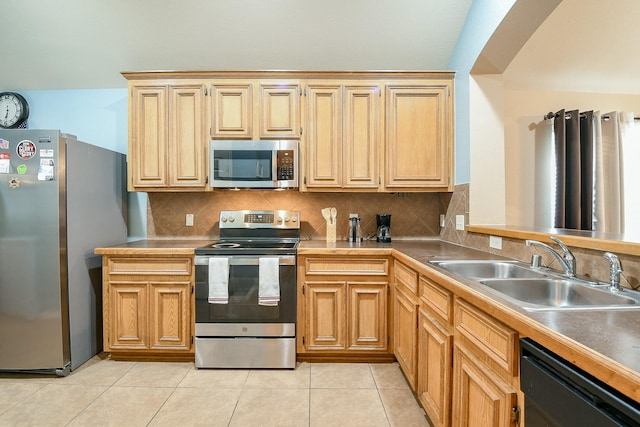 20138 E Lakebridge Ln, Richmond, TX 77407 - photo 8