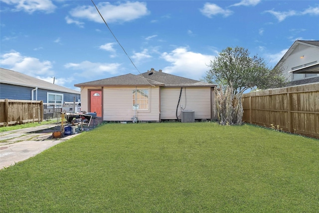 1318 Des Jardines St, Houston, TX 77023 - photo 24