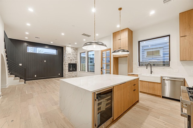 1104 W 9th St, Houston, TX 77007 - photo 7