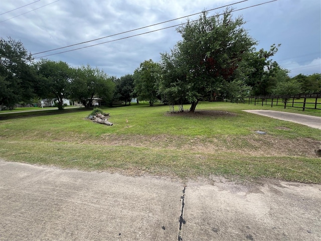 1001 Bowie St, Baytown, TX 77520 - photo 1