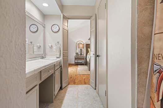 33 Crystal Lake Ln, The Woodlands, TX 77380 - photo 17