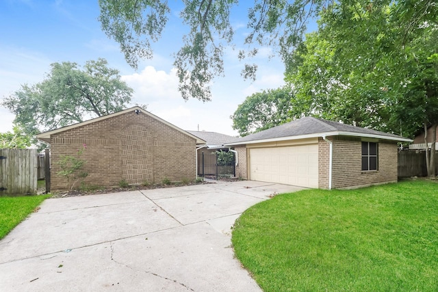 8007 Breda Dr, Baytown, TX 77521 - photo 1