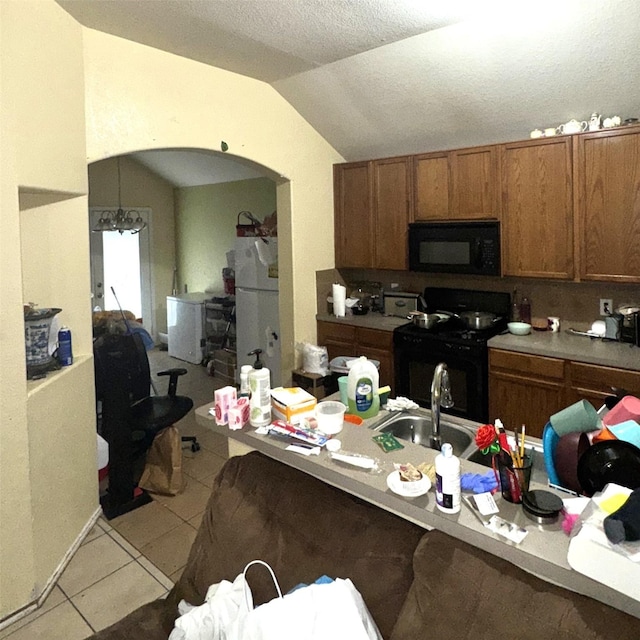 8747 Farm Ridge Ln, Humble, TX 77338 - photo 15