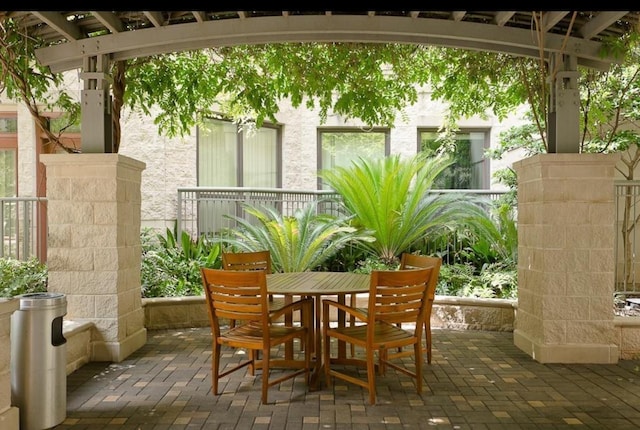 1901 Post Oak Blvd Unit 304, Houston, TX 77056 - photo 15