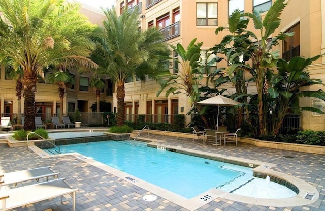 1901 Post Oak Blvd Unit 304, Houston, TX 77056 - photo 22