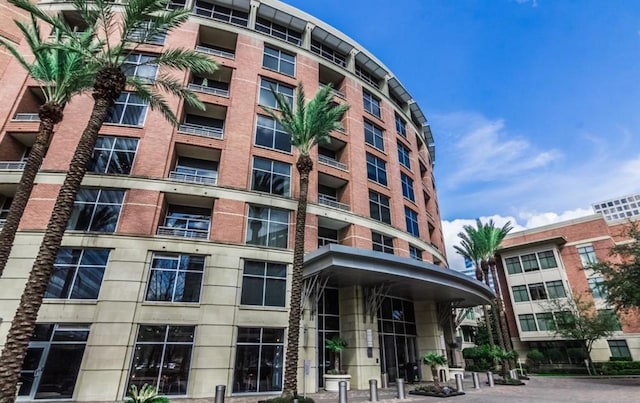1901 Post Oak Blvd Unit 304, Houston, TX 77056 - photo 27