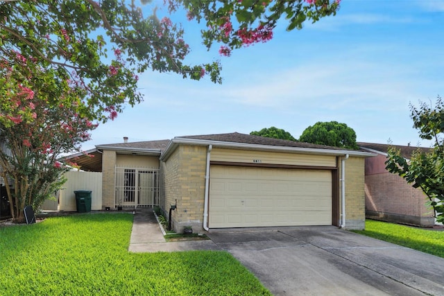 6635 Gladewell Dr, Houston, TX 77072 - photo 1
