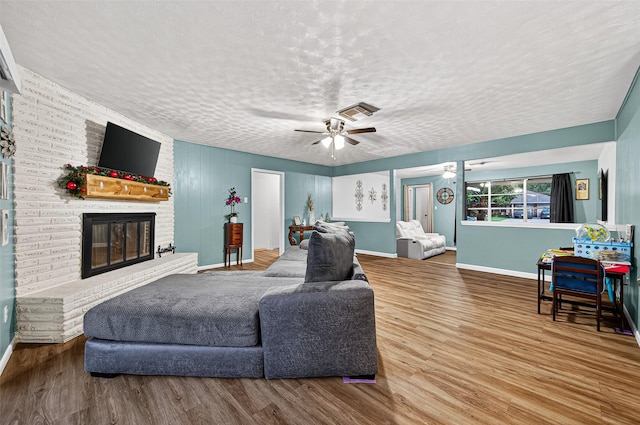 8203 Wilmerdean St, Houston, TX 77061 - photo 14