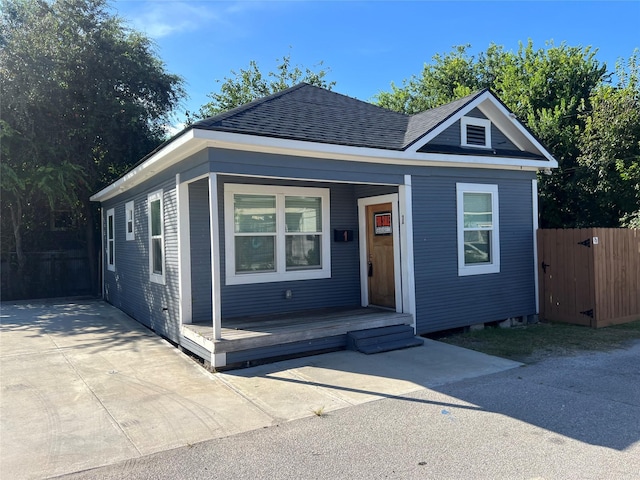 1 Canal Ct, Houston, TX 77011 - photo 2