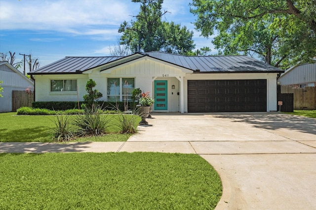 5411 Saxon Dr, Houston, TX 77092 - photo 1