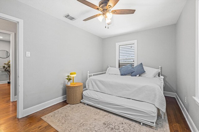 2212 48th St, Galveston, TX 77551 - photo 20