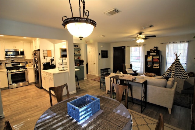 50 Dew Fall Ct, The Woodlands, TX 77380 - photo 11