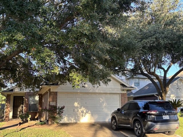 12603 Demarco Ct, Houston, TX 77045 - photo 1