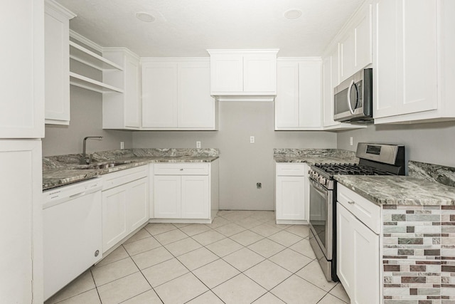 9207 Cobbleshire Dr, Houston, TX 77037 - photo 28
