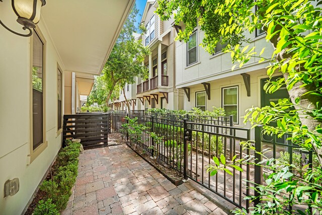 3231 Maxroy St, Houston, TX 77008 - photo 2