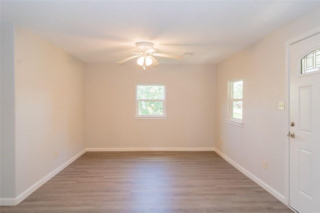 134 E Bernard St, Clute, TX 77531 - photo 2