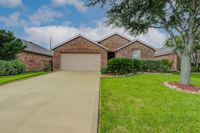 8319 Silent Deep Dr, Rosenberg, TX 77469 - photo 1