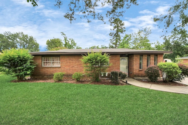 607 Airline Dr, Conroe, TX 77301 - photo 2