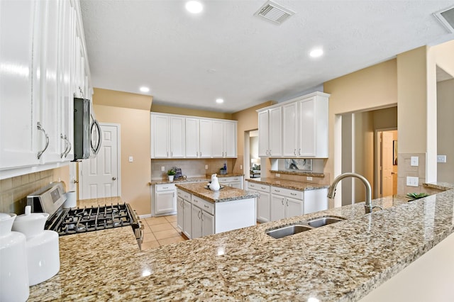 8019 Spring Bluebonnet Dr, Sugar Land, TX 77479 - photo 26