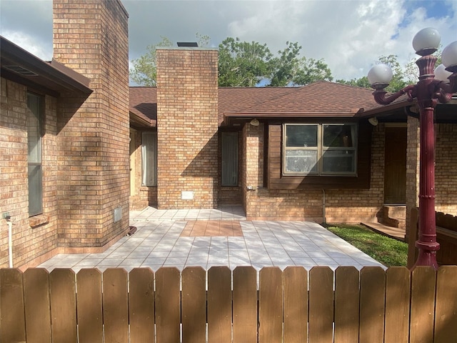 127 Woodcrest St, Clute, TX 77531 - photo 4