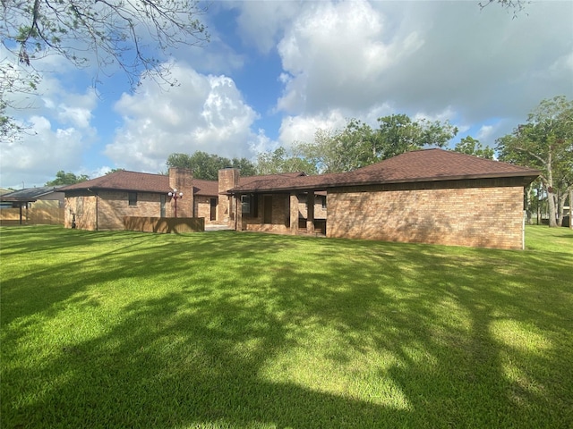 127 Woodcrest St, Clute, TX 77531 - photo 24