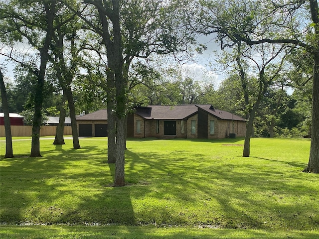 127 Woodcrest St, Clute, TX 77531 - photo 26