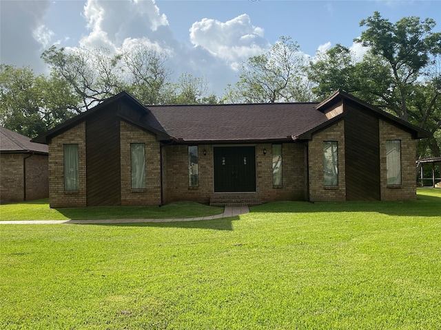 127 Woodcrest St, Clute, TX 77531 - photo 27