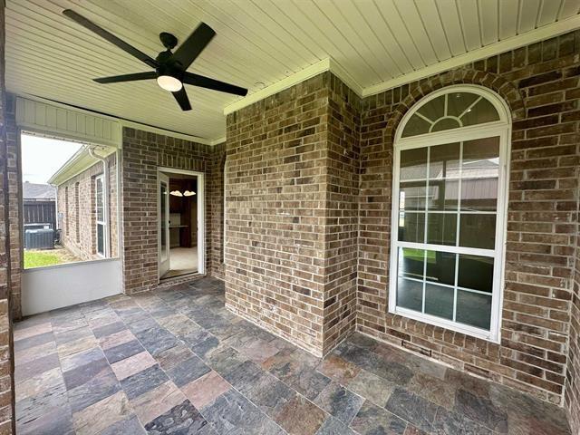 305 Tyler Dr, Bridge City, TX 77630 - photo 4