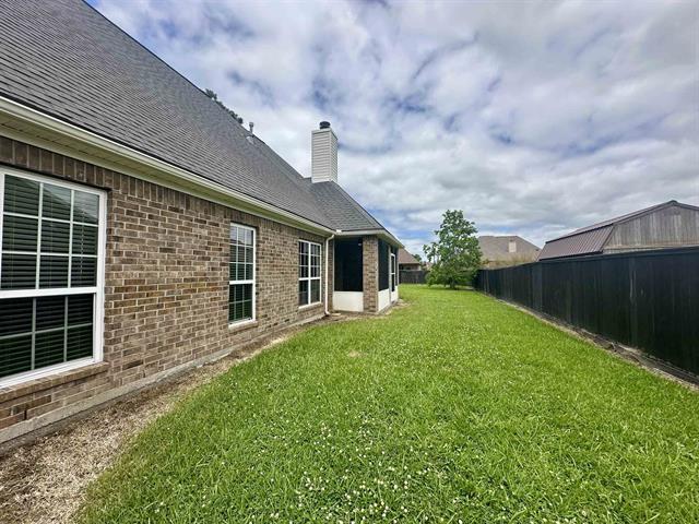 305 Tyler Dr, Bridge City, TX 77630 - photo 6